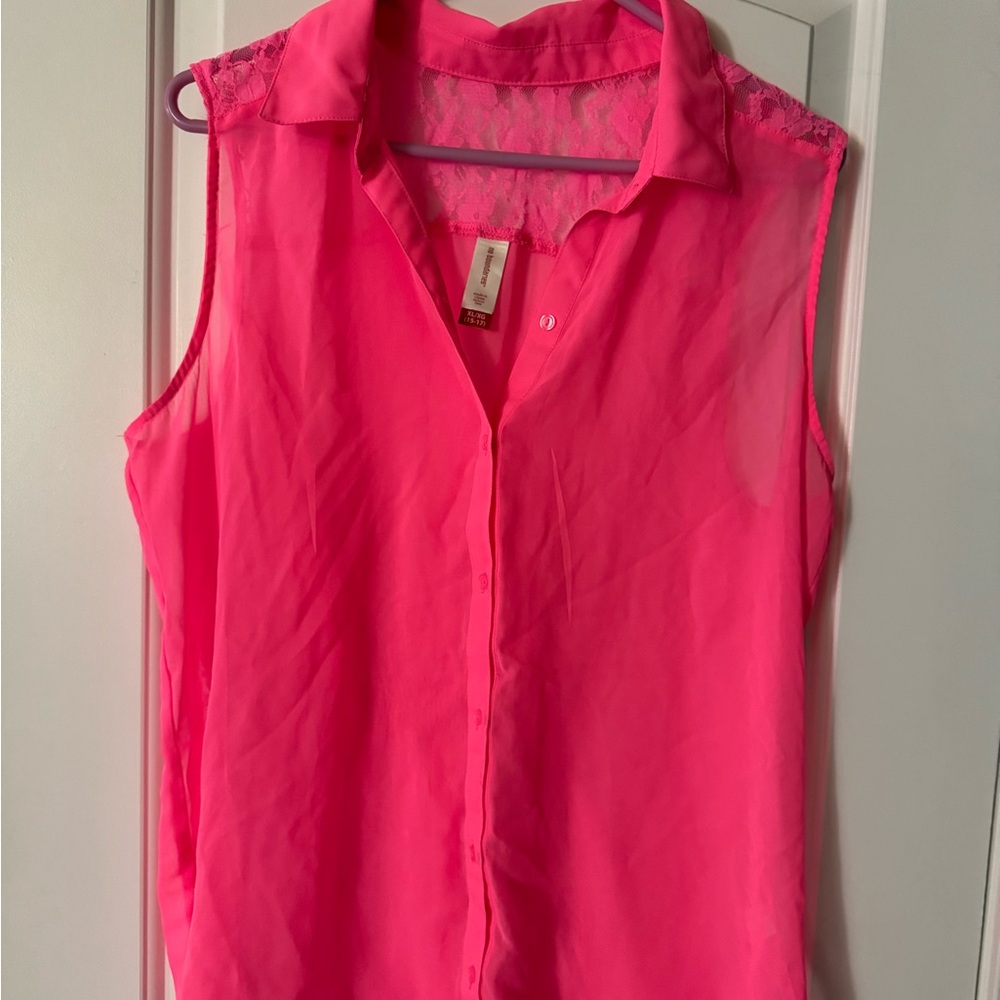 No Boundaries Pink Sleeveless Button Down Shirt
